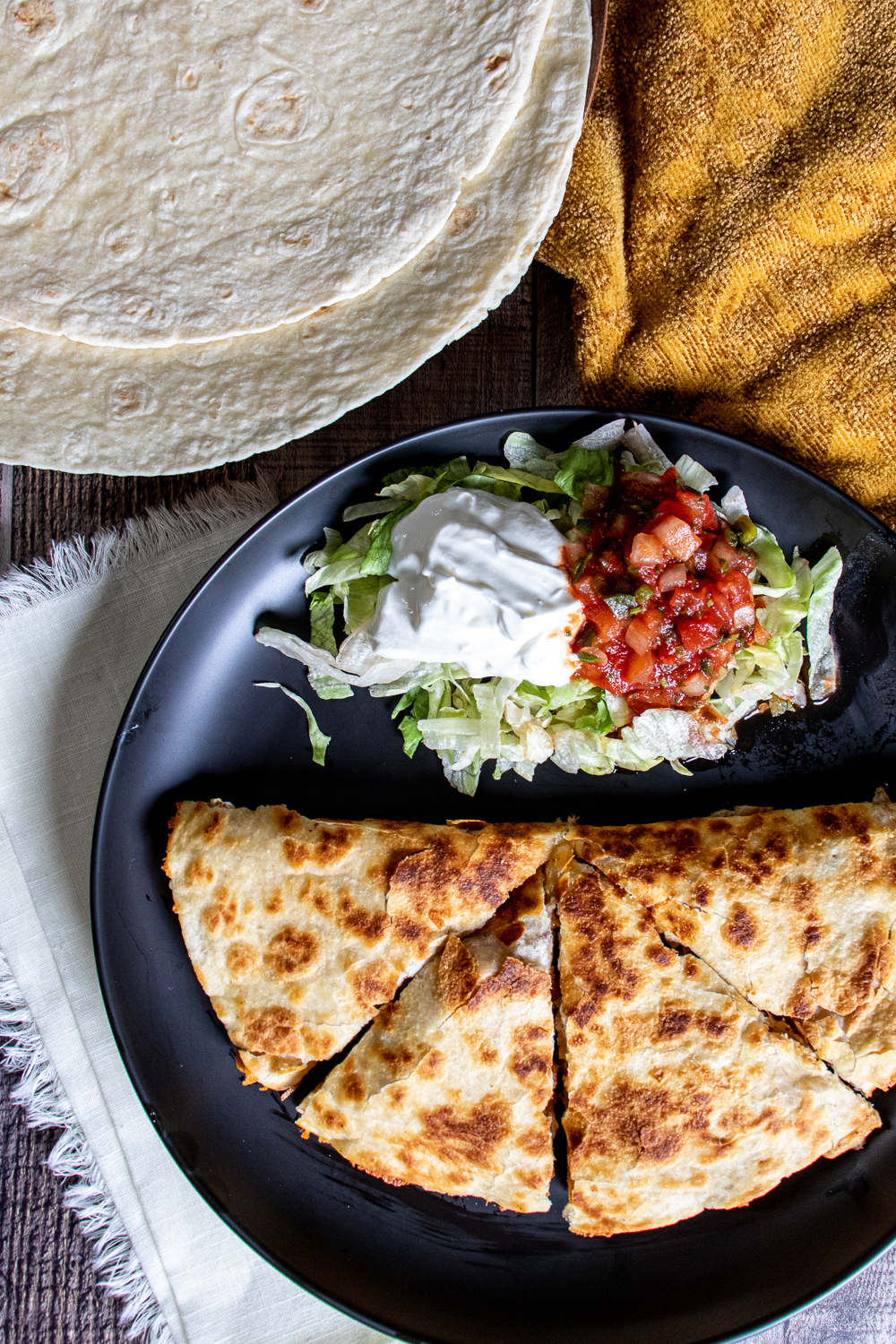 Restaurant-Quality Chicken Quesadillas: Secret Ingredients & Flavor Boosts